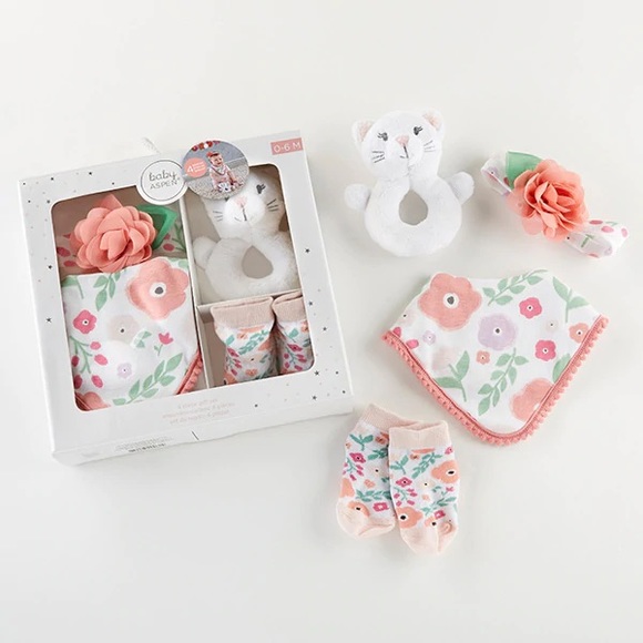 Pretty Posies 4-Piece Gift Set - Picture 1 of 1